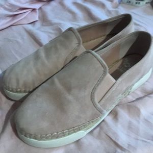 Vince Camuto slip on flats